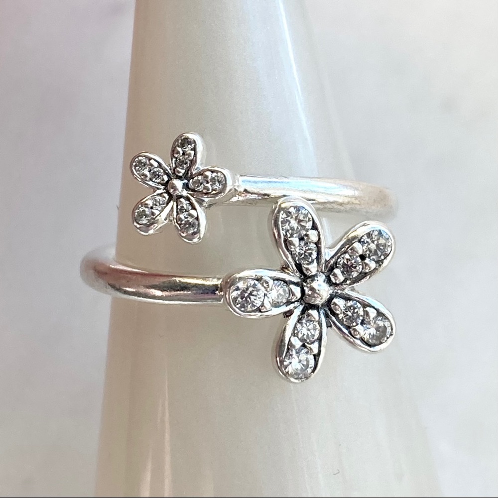 Pandora Dazzling Daisies Duo Open Ring